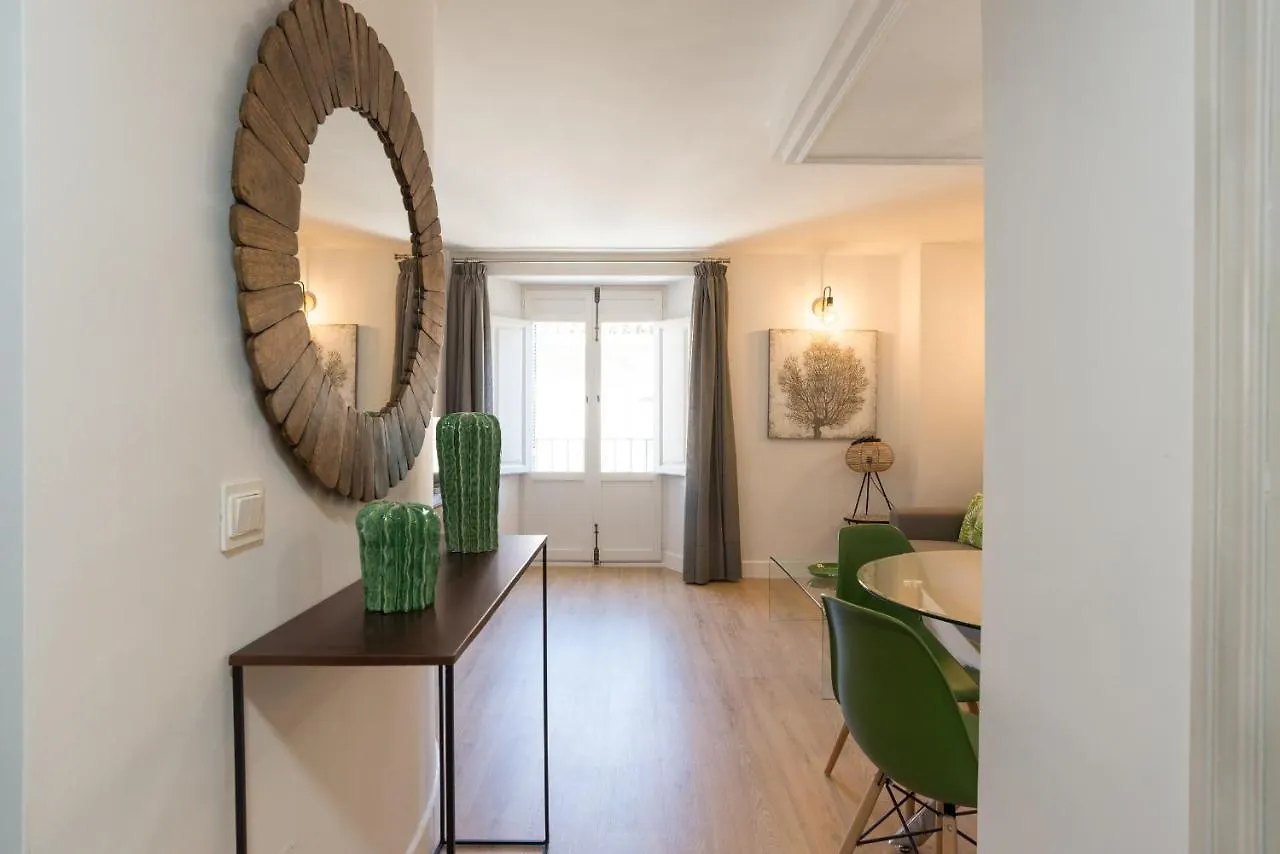 Urbe10 Plaza de la Merced Duplex 1 Bedroom Málaga 0*,  España